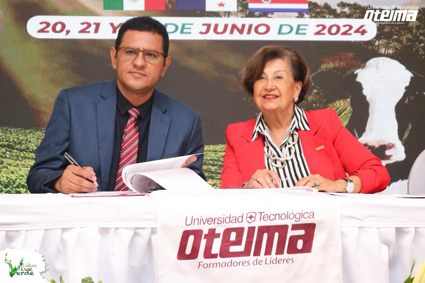 Firma de convenio UNAG y Universidad Tecnológica Oteima